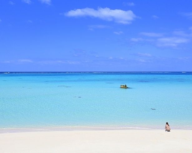 沖縄・宮古島は「宮古ブルー」と呼ばれる美しい海が魅力