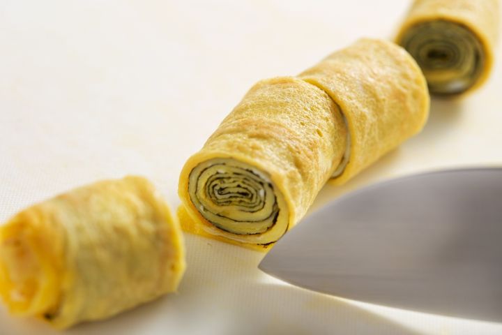 お弁当のおかずに！くるくる海苔卵焼き by みずかさんの作り方7