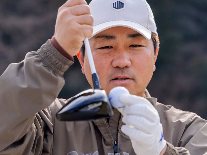 ボールを１５センチ左に置くだけ！ドライバーで最長飛距離を出す方法