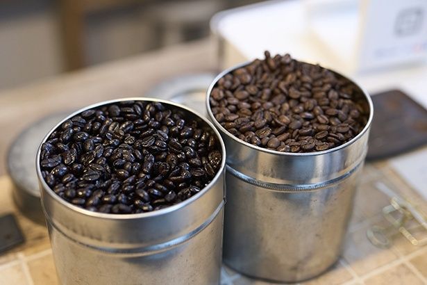 2種の看板ブレンドの中でも、極深煎りのフレンチが店の代名詞