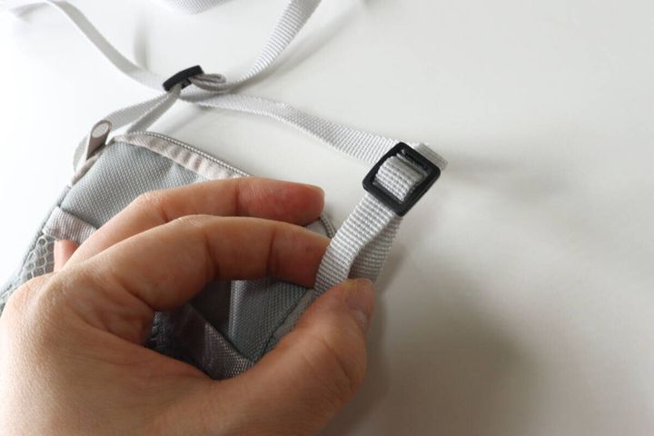 メッシュポケット付パスポートケース スモーキーカラー 長さ調整