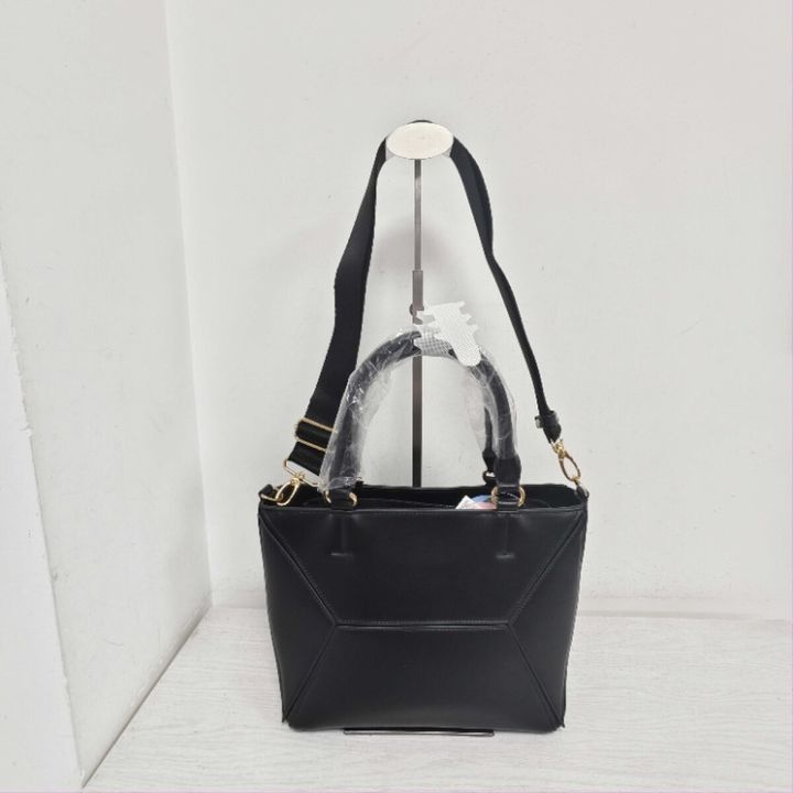 しまむらのバッグ（Hina）