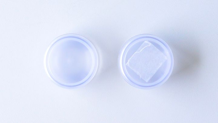 100均「両面テープ」を徹底レポート！【セリア・ダイソー】強力なのは？