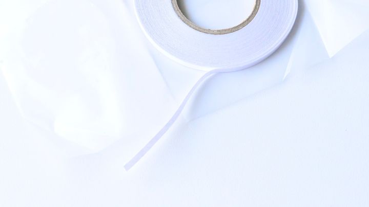 100均「両面テープ」を徹底レポート！【セリア・ダイソー】強力なのは？