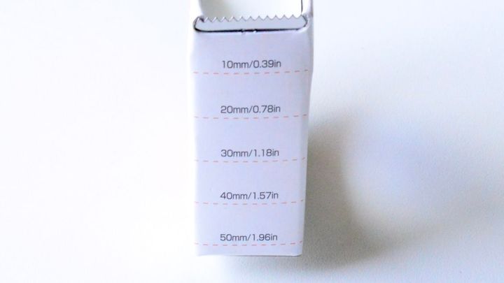 100均「両面テープ」を徹底レポート！【セリア・ダイソー】強力なのは？