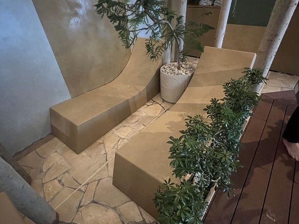 内気浴エリアでおすすめはベッドタイプ