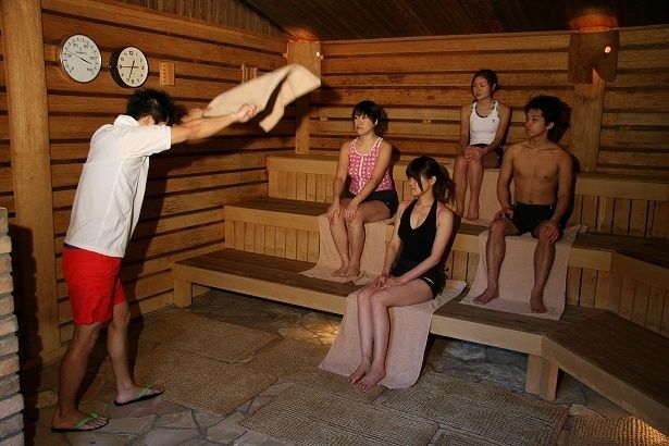 水着着用で男女一緒に受けられるので、アウフグースデビューにもおすすめ