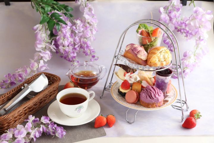 「藤のデザートスタンド」2420円