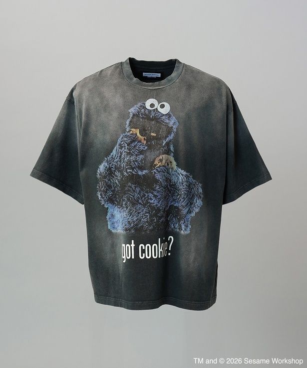 BLKは三段階の加工でリアルな古着の風合いに