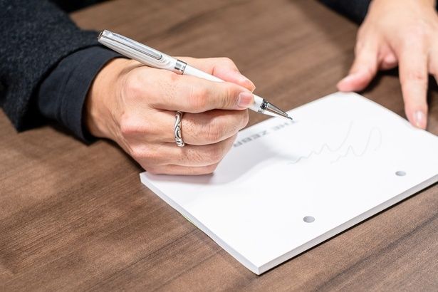 ボール径は0.7ミリ。購入してすぐ、滑らかに文字が書ける