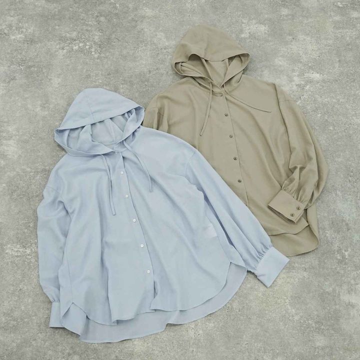 画像: UVプロテクトフードシャツ/646416（サックス、グレージュ）各¥3,990 ◾️UVプロテクト ◾️防シワ ◾️接触冷感 出典：グローバルワーク