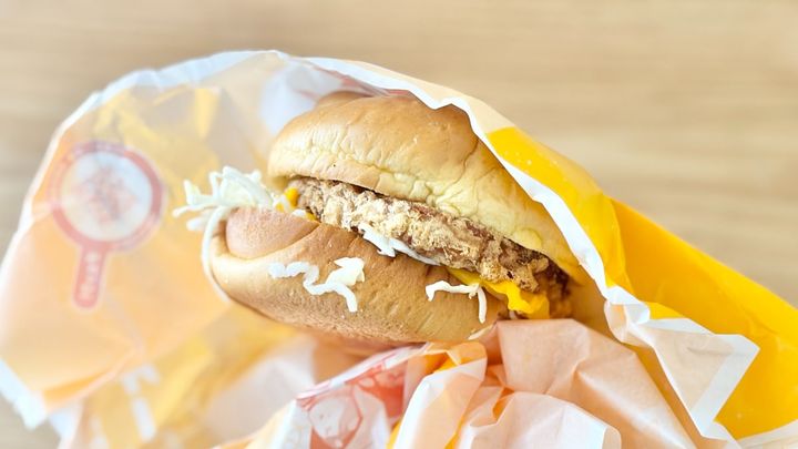 春の大定番！【マクドナルド】人気バーガーの新作が「味濃くて沁みる」