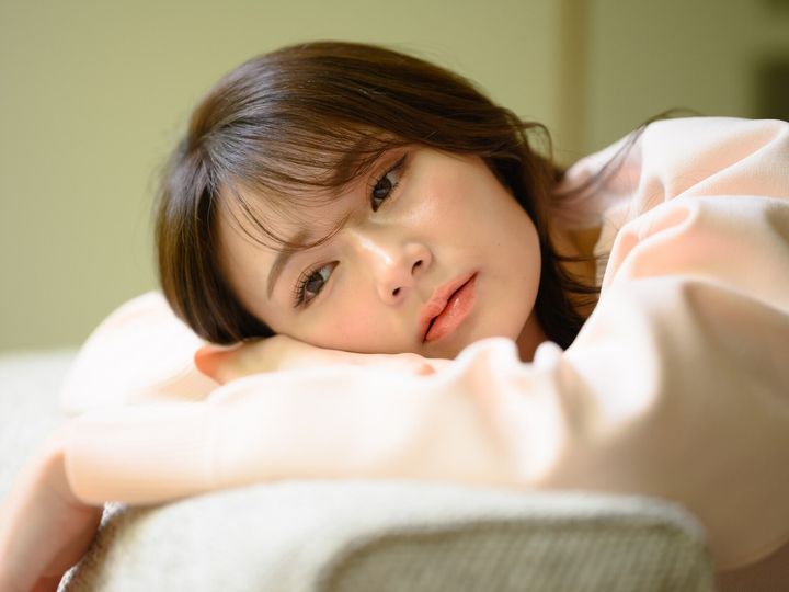 実家の相続を視野に入れ、親からのすすめや家計の負担軽減といった利点を踏まえて、実家を生活の拠点として定住する選択をする方も増えています。今回は、大阪府大阪市平野区に住む38歳女性のケースを取り上げます。