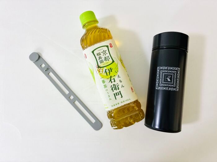 【セリア】考えた人天才！？お出かけが快適になる『優秀バンド』は買いです♪これからの季節にぴったり