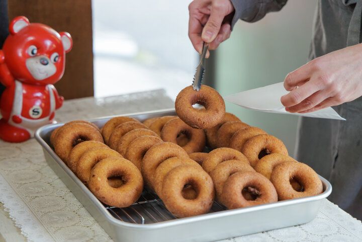 名物いなり寿司やスイーツの食べ歩きも楽しい♪愛知・豊川稲荷参道さんぽ