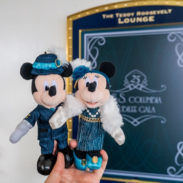 「東京ディズニーシー25周年“スパークリング・ジュビリー”」S.S.コロンビア号 ジュビリーガラ ぬいぐるみバッジ