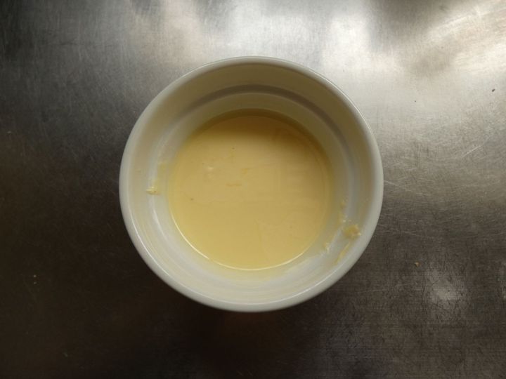 フライパンで作れる！「ラズベリーのバウムクーヘン」