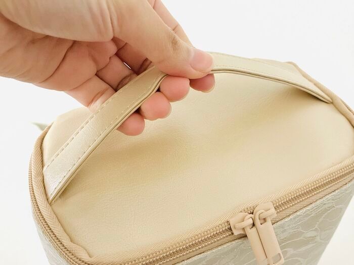 【50代・60代】これは贅沢♡ブランド級バニティポーチを〈付録〉でゲット。いつもの美容タイムが優雅に