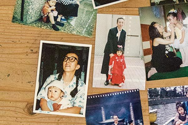 書籍にも、子育てをしていた頃の銀粉蝶さんの写真が！ほんとにおさげです