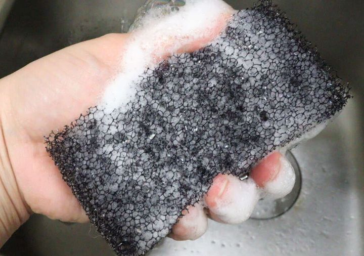 ダイソー スポンジ 黒