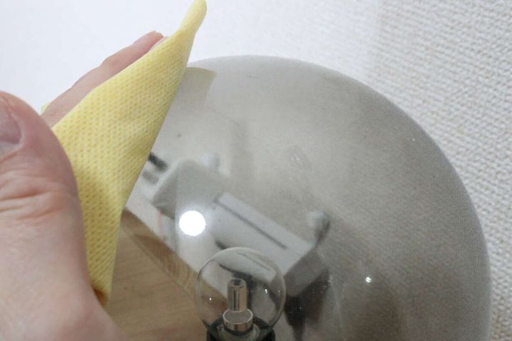 ダイソー 化学ぞうきん からっぷきん 使用例 照明