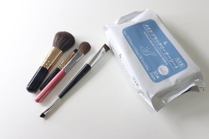 ダイソー ＆．メイクブラシクリーナーシート（30枚） メイクブラシ