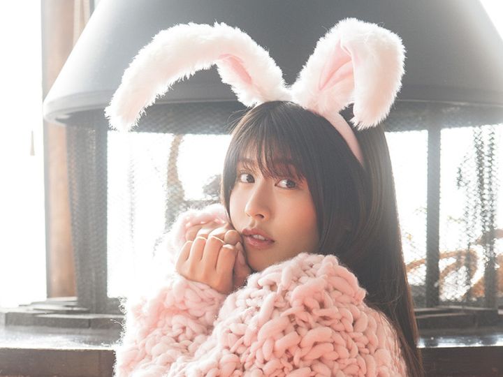 『旬撮GIRL Vol.29』（扶桑社）よりちとせよしの 撮影／佐藤佑一 ヘアメイク／mahiro スタイリング／工藤沙恵（ミタケイショウ） width=