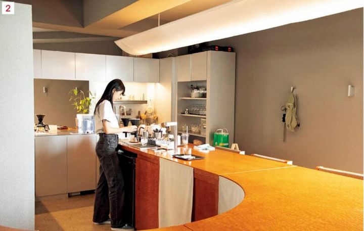 2･3.ヨーロッパを中心に豆は20種類以上揃えており買うこともできる。アワードで優勝経験がありコーヒーマニアも納得のラインナップ。