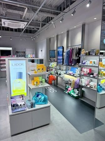 【東京都新宿区】メイクアップブランド「LUNA」がPOP-UPイベントを開催！購入特典や限定セット特典も