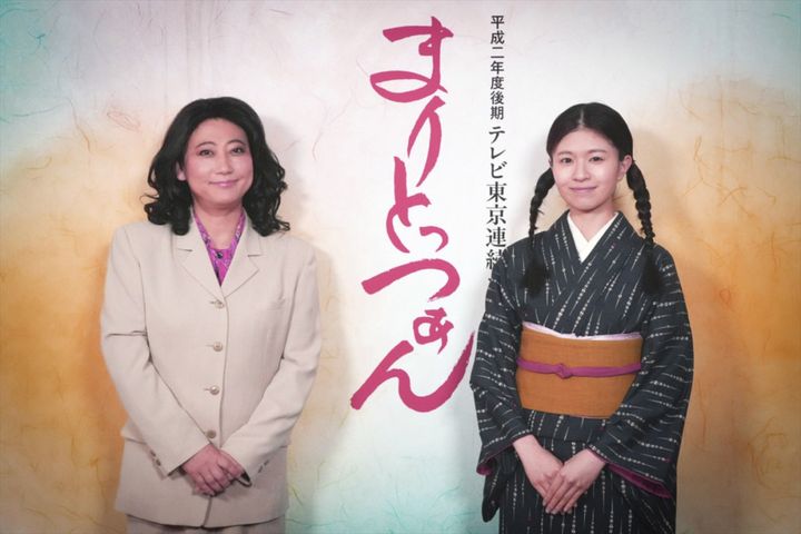 ドラマ『架空名作劇場「まりとっつぁん」』囲み取材映像より （C）テレビ東京 width=