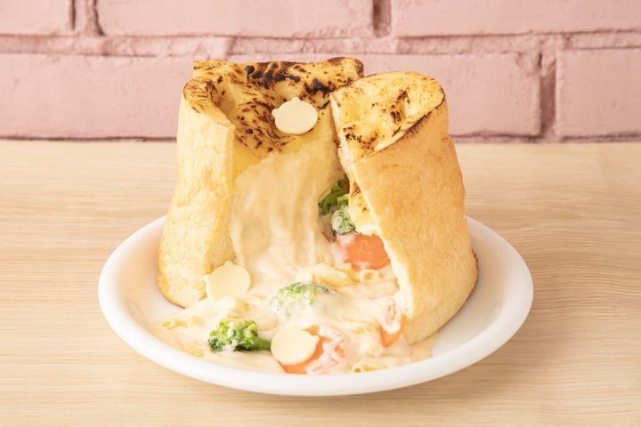 スペシャル企画＜～豪華パンシリーズ～＞ちいかわ豪華パン（パングラタン）02