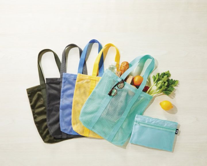ユニクロGWセールノベルティ：メッシュトートバッグ＆保冷ポーチセット