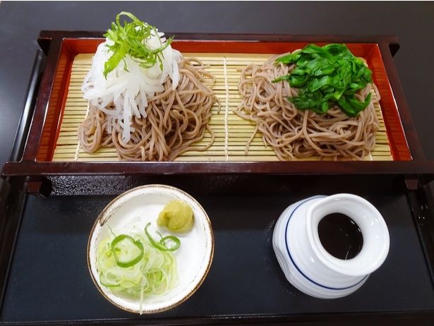 みかも庵「大根そば＆ニラそば 合盛り」(880円) 