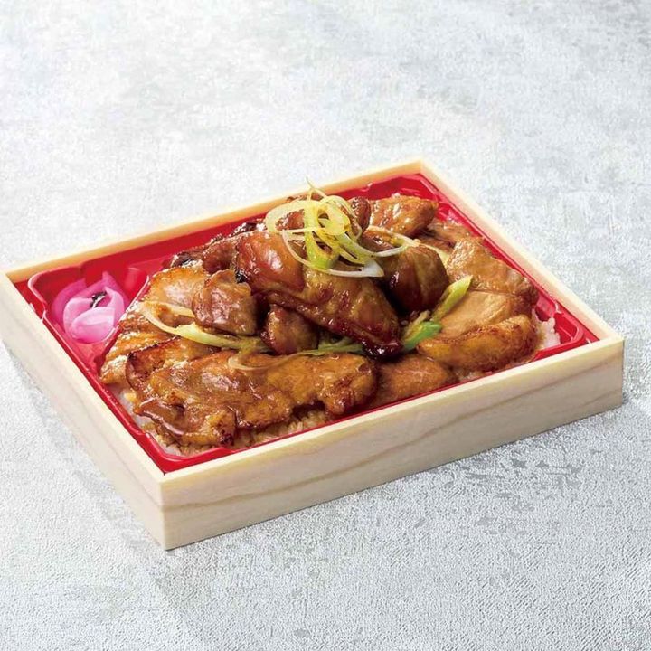 「十勝食べるラー油＆よくばり豚弁当」2,376円【各日限定30折】
