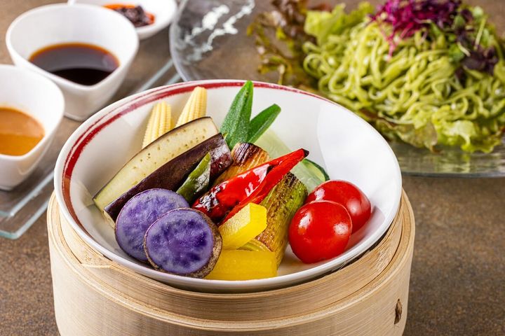 彩り野菜の冷麺