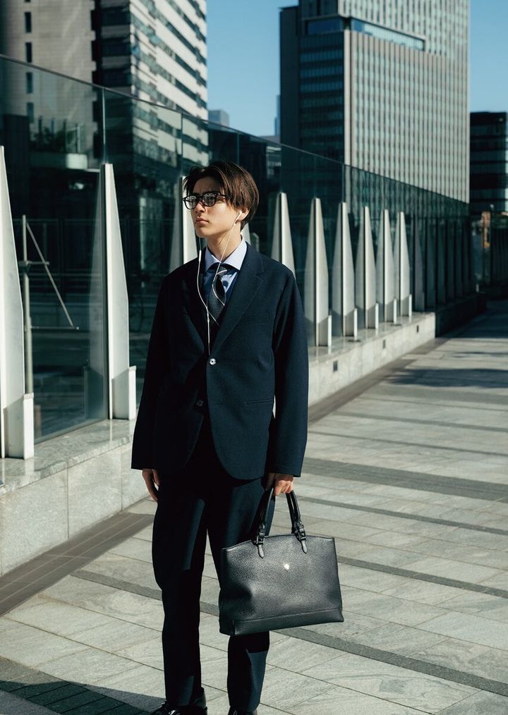 一枚で休日のきれいめカジュアルにも着回しできる『エディフィス×ミズノ』のジャケット