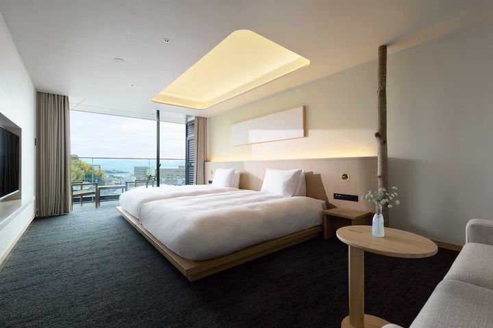 瀬戸内海が見える客室「夕映」。