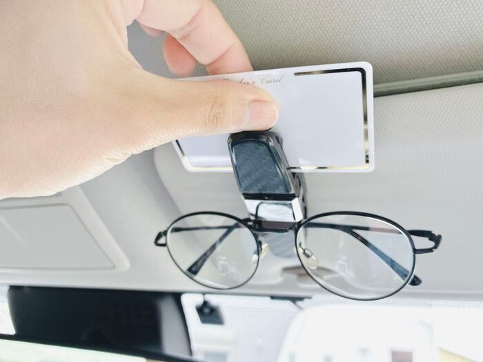 【セリア】車の中で大活躍する110円グッズ登場♡驚きのダブル仕様！？くるっと回転でコスパも抜群