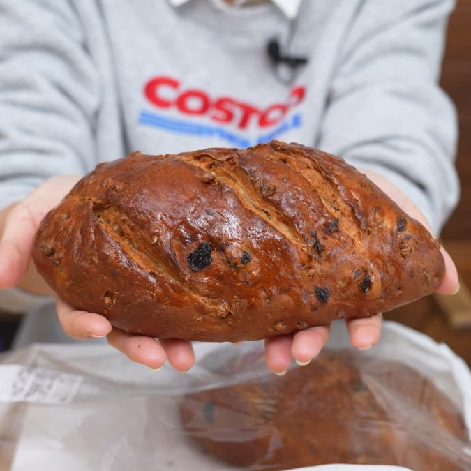 コストコ ウォールナッツレーズンブレッド