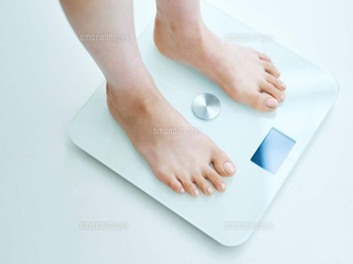 【内科指導医・ケトン食専門家が解説】糖質制限ダイエットで痩せてもすぐにリバウンドするのはなぜでしょうか？ 頑張って繰り返すほど筋肉が減り、太りやすくなる理由を、ケトン食研究の第一人者として分かりやすく解説します。（※画像：amanaimages）