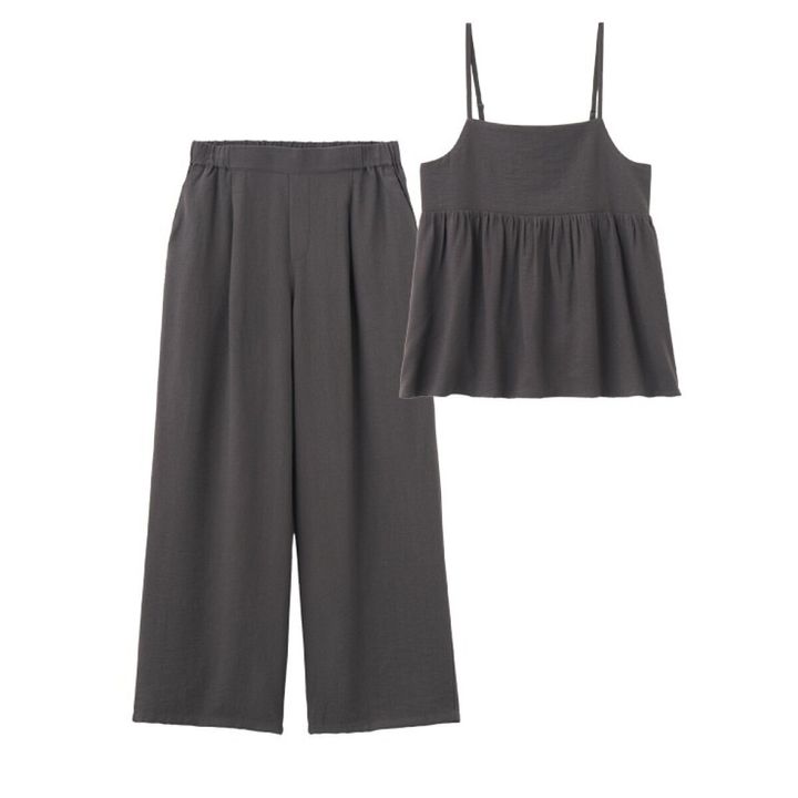しまむらのキャミソール＆ワイドパンツセット（HK WORKS LONDON）