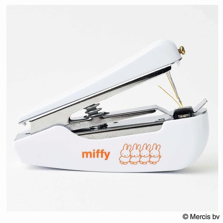 miffyデザイン ハンディ・ミシン＆缶ケースセット