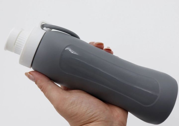 ダイソーの折りたためるコンパクトボトル500mL