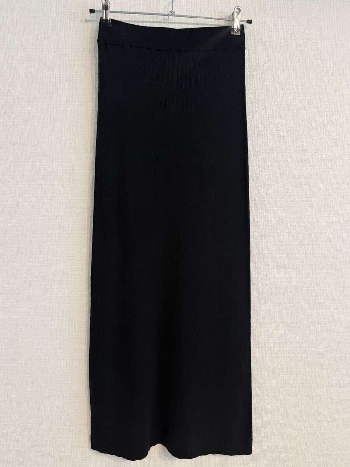 カレンソロジー コットンリブタイトスカート ブラック