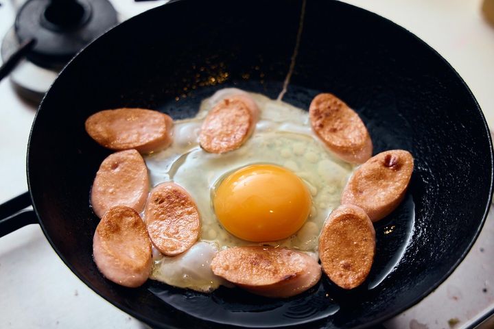 目玉焼きをつくる