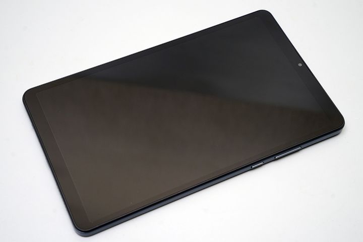 Xiaomi「Redmi Pad SE 8.7 4G」の表面。シンプルで癖のないデザインです
