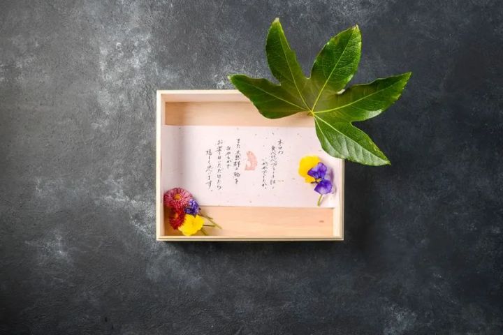 炙り郡上味噌ご飯を含む天然鮎食べ比べBOXの上面