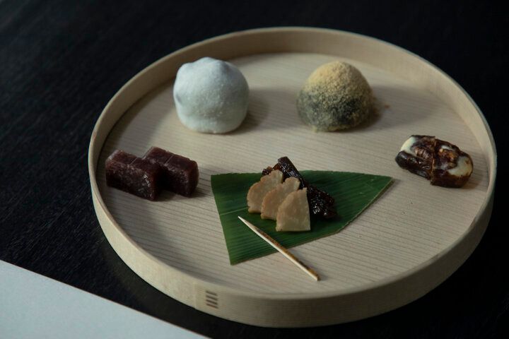 東京駅そばの隠れ家で贅沢体験♪ 大人のためのティーサロン「HIGASHIYA man 丸の内」で都会の鼓動を忘れる静寂のひととき