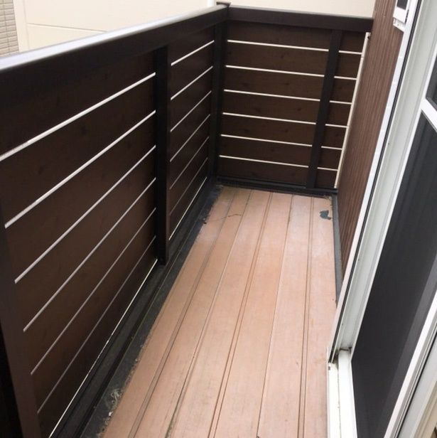 ビフォーのベランダ ▶近くで見ると (C)えり