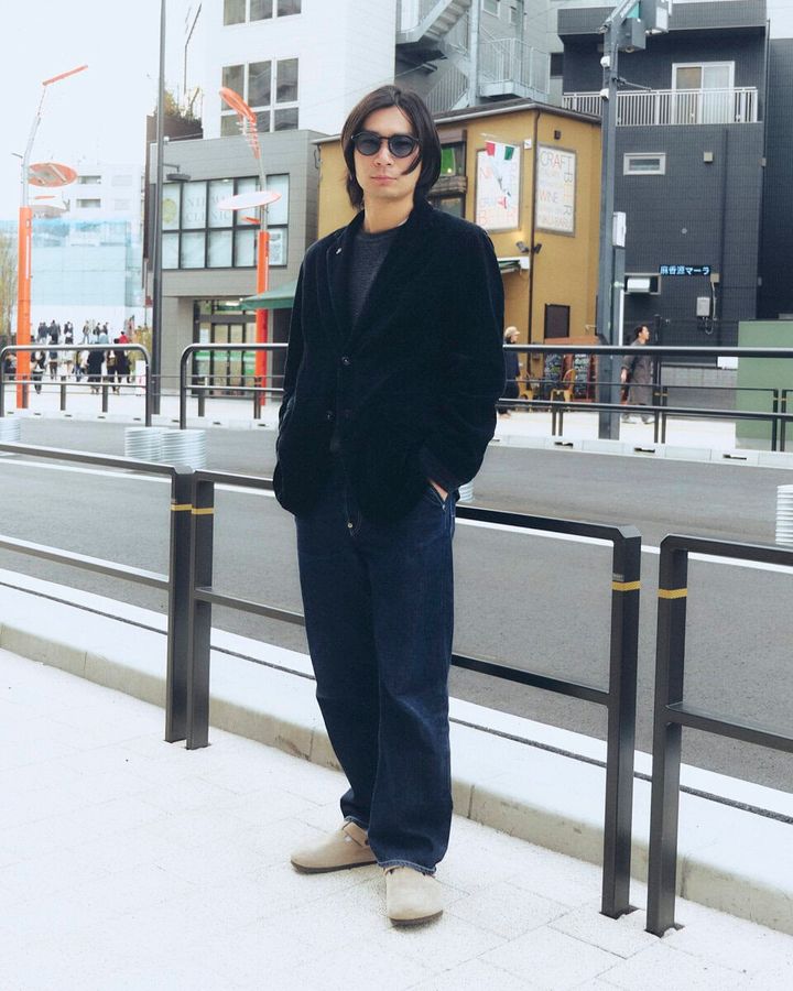 【30代スナップ】ジャケットを羽織るのは“カジュアルになりすぎない”魔法